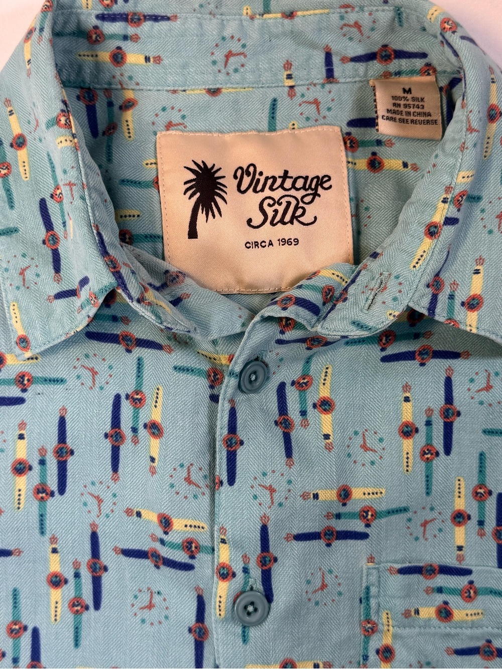 Vintage Silk Circa 1969 100% Silk Novelty Watch Print Camp Shirt Mens M